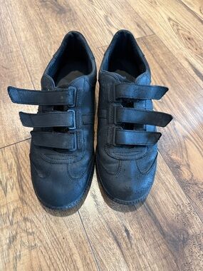 Tisza black Leather Velcro Strap Sneakers